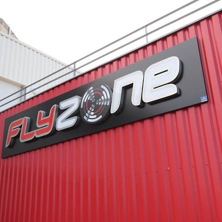 Lézignan-Corbières Auberge Flyzone מראה חיצוני תמונה